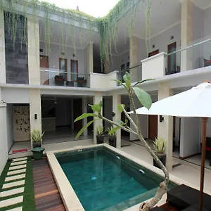 Tom Gæstehus Legian