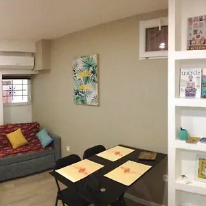 https://2-pieces-au-coeur-du-quartier-branche-du-port.fr-provencehotel.com