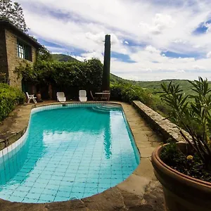 https://villa-alla-trappola.it-tuscanyhotel.com