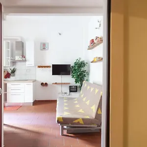 https://appartamento-121-prato-59100.it-tuscanyhotel.com